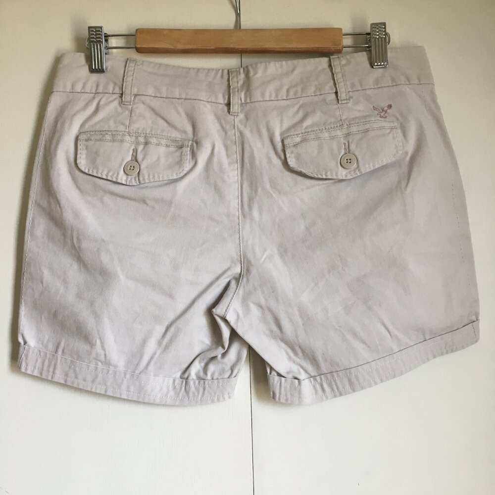 American Eagle Vintage Live Your Life Off-White Cotton Cuffed Shorts 8 - Picture 2 of 14